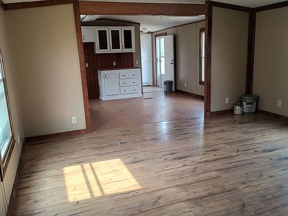 3rd image of 4117 Gloria Ct