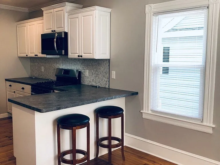 224 Walnut St #2B — Photo 3