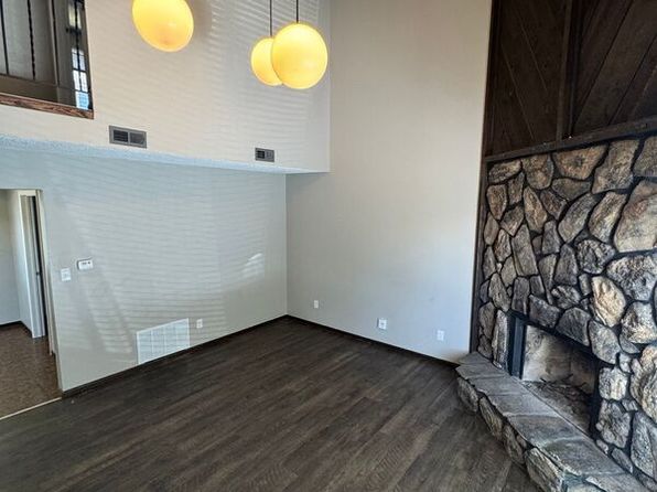 1242 E Guinevere Ct APT 4