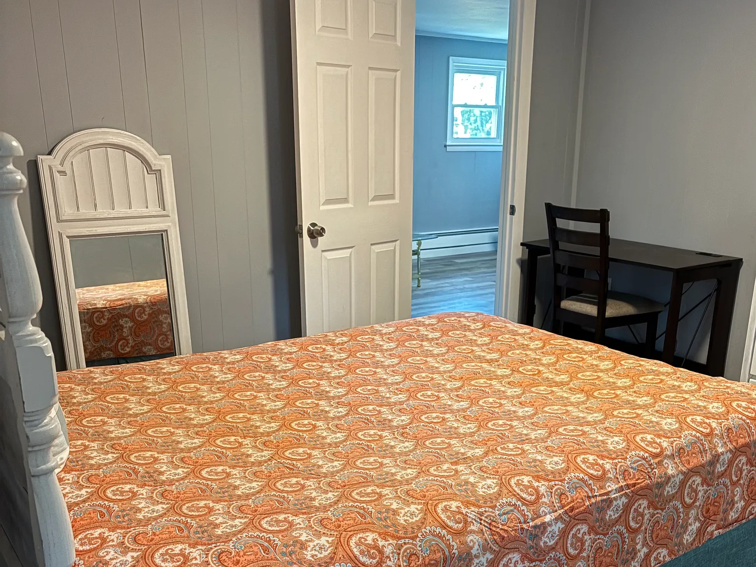 1 bed, 800 sqft, $1,900 — Photo 2