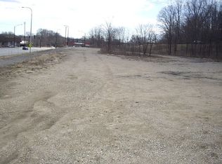 608 Legion Dr, Algonquin, IL 60102