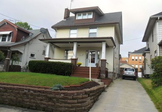 2nd image of 72 Woodrow Ct