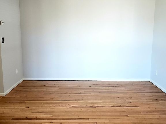 5th image of 17 5th Ave #2