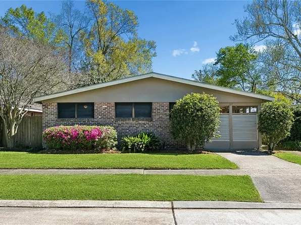 121 Levee View Dr, River Ridge, LA 70123