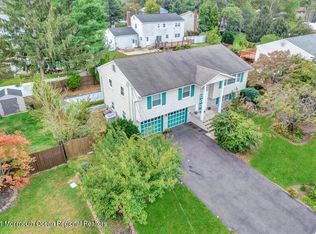 57 Lynn Dr, Toms River, NJ 08753