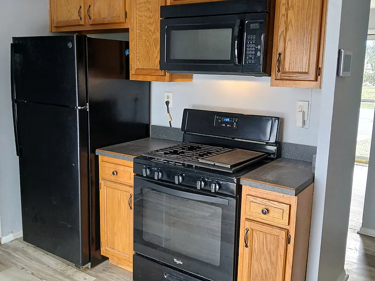 9901 Robsion Rd — Photo 6