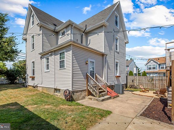 4th image of 706 Ingleside Ave