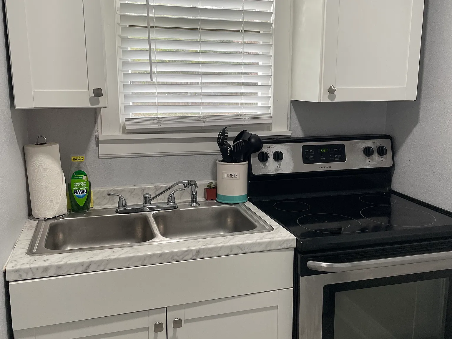 Studio, 800 sqft, $1,050 — Photo 4