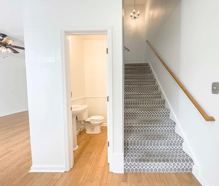 2 bed, 2.0 bath, 1247 sqft, $1,330 — Photo 2