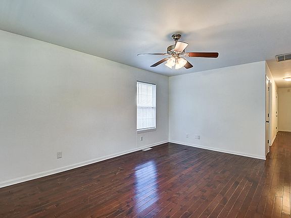 3rd image of 2246 N Alabama St