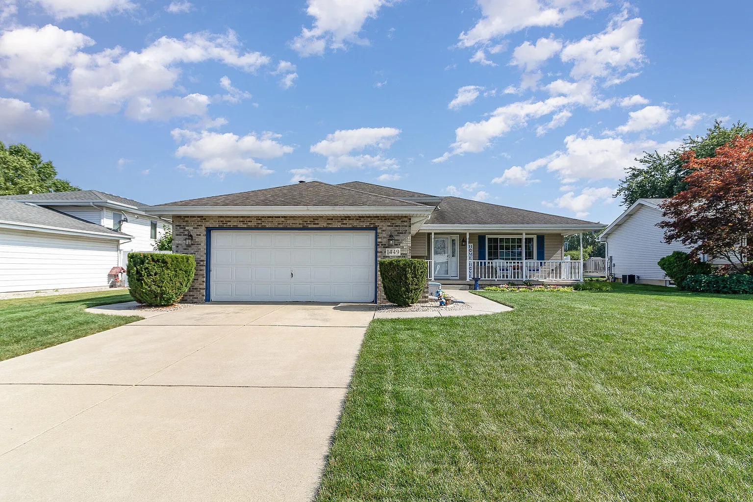 1449 W Ash Pl photo 1