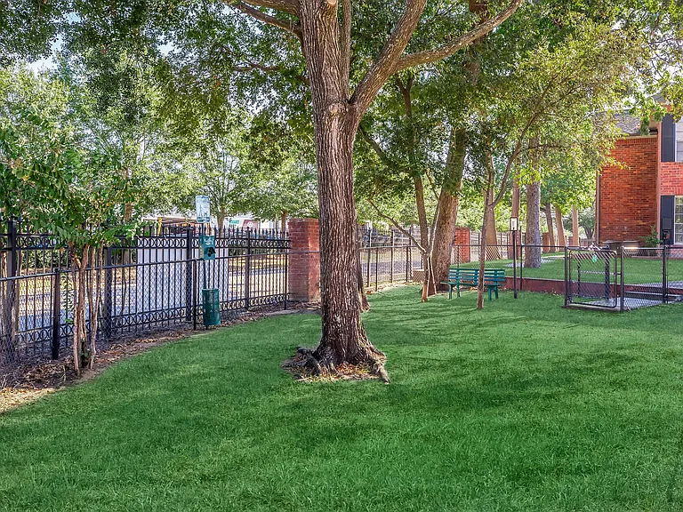 Riverwalk — Photo 11