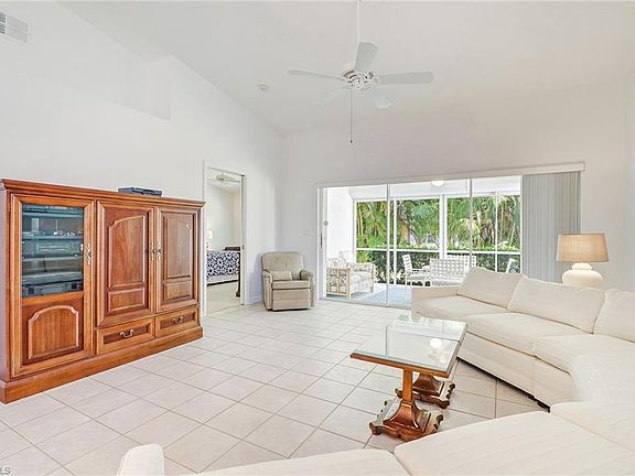 5th image of 339 Melrose Pl #21