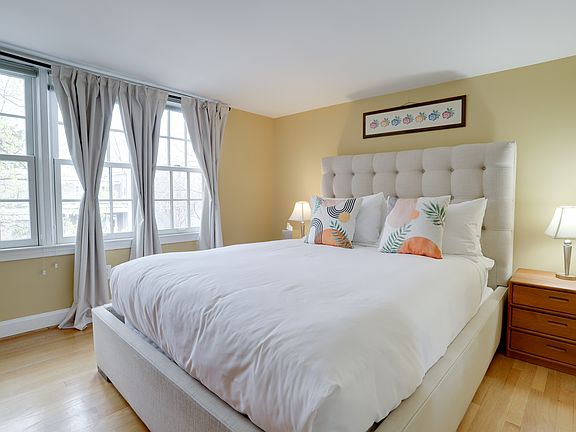 Second Bedroom with Queen Bed