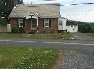 3041 Woodlea Rd, Orefield, PA 18069