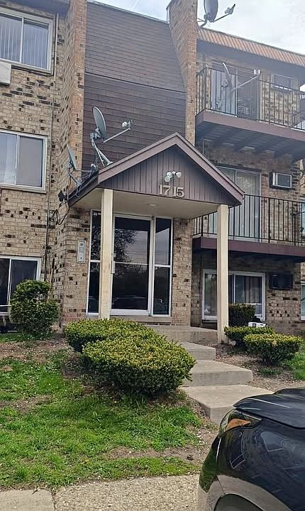 1st image of 1715 W Chariot Ct #1A