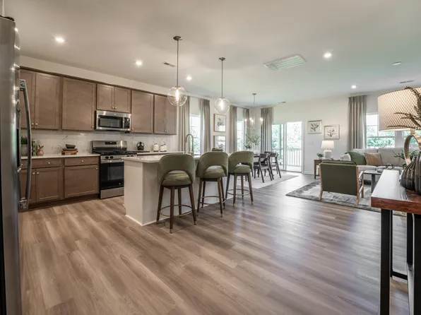 121 Cribbs Ln, Middlesex, NC 27557