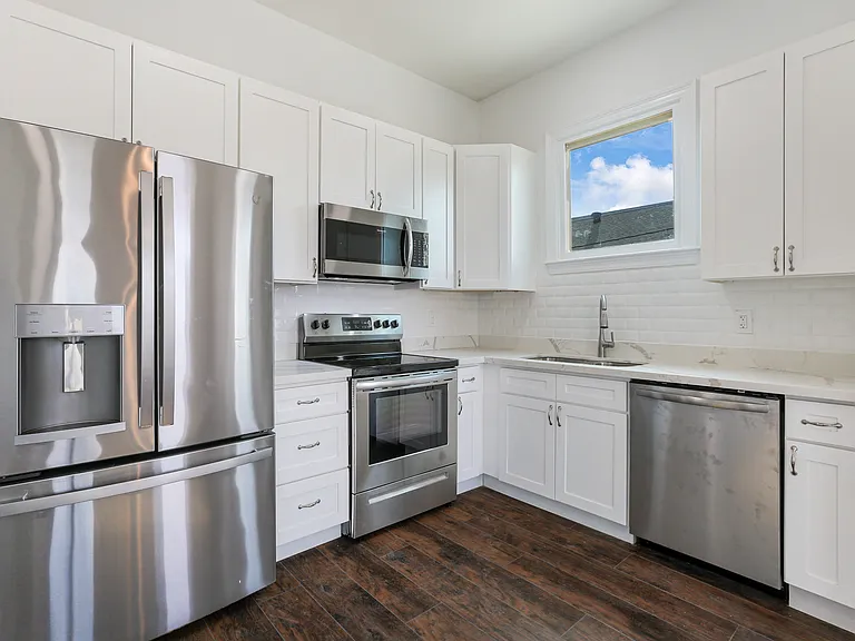 3231 Saint Claude Ave #3231 — Photo 3