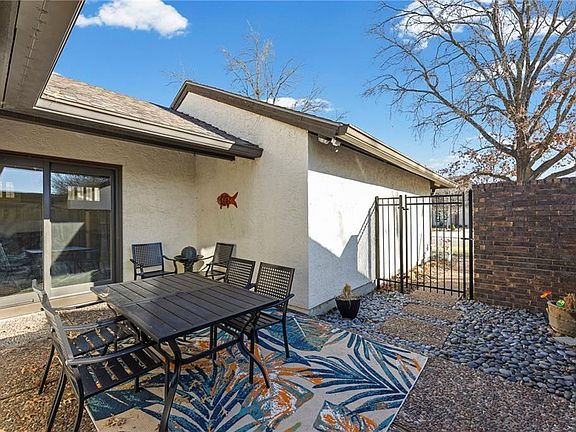 2nd image of 12758 Overbrook Rd