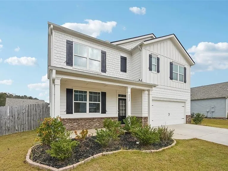 6637 Bluffview Dr — Photo 2