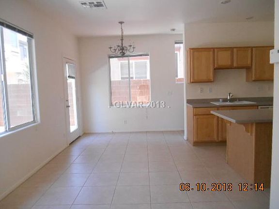 3rd image of 10782 Avenzano St