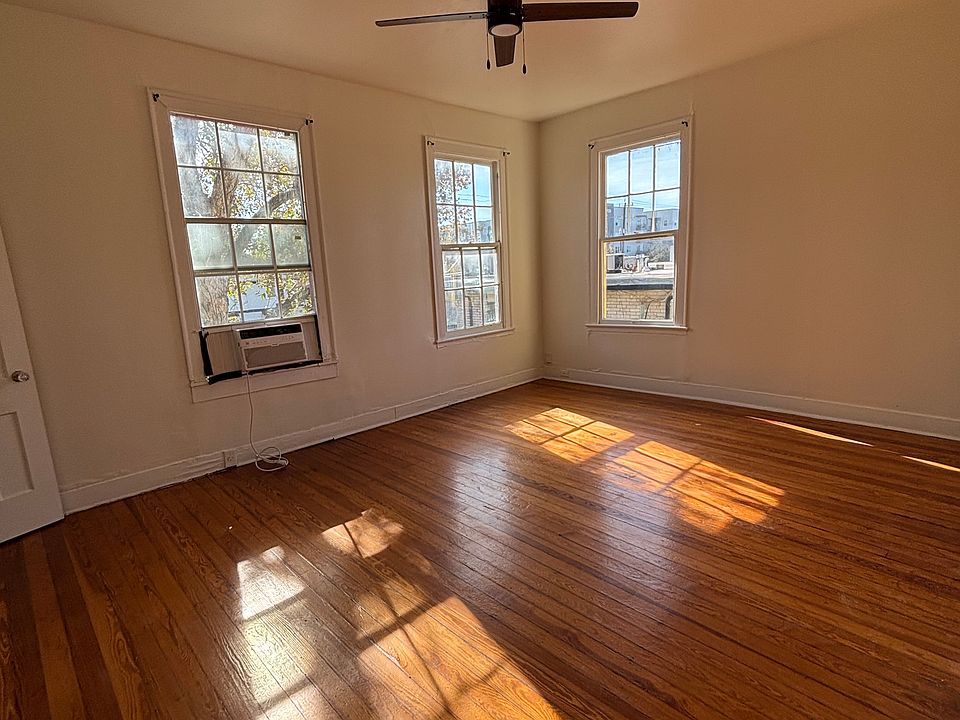 1st image of 705 E Grayson St APT 4