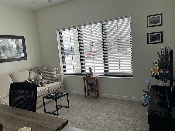 5th image of 505 Vintage Ln #8
