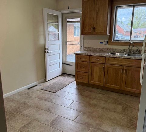 2nd image of 2187 Revere Dr #2187