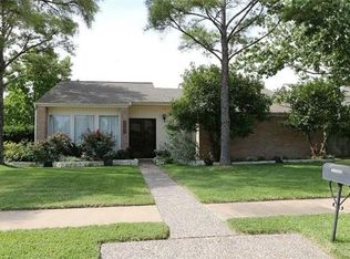 11503 Overbrook Ln, Houston, TX 77077