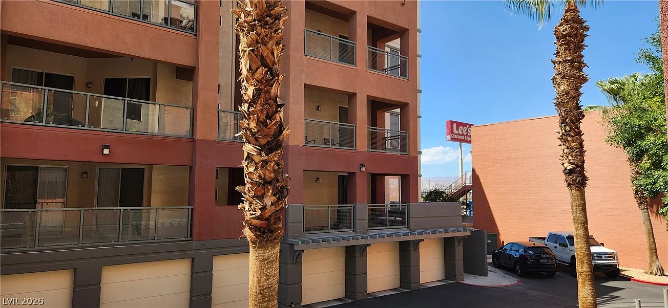 2 bed, 2.0 bath, 1155 sqft, $1,495 — Photo 4