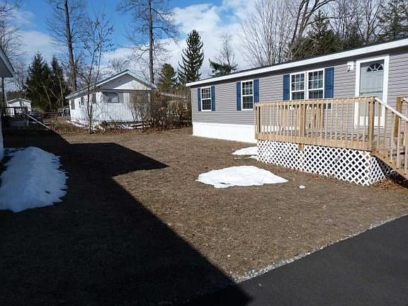 3rd image of 335 Jefferson St Lot D3