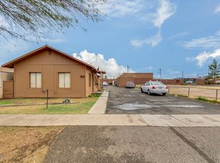 7021 N 55th Dr, Glendale, AZ 85301