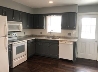 209 E Center St, Holts Summit, MO 65043