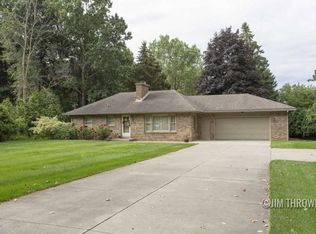 4190 Castle Dr SE, Grand Rapids, MI 49546