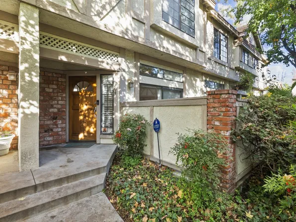 7100 Balboa Blvd Unit 204, Van Nuys, CA 91406