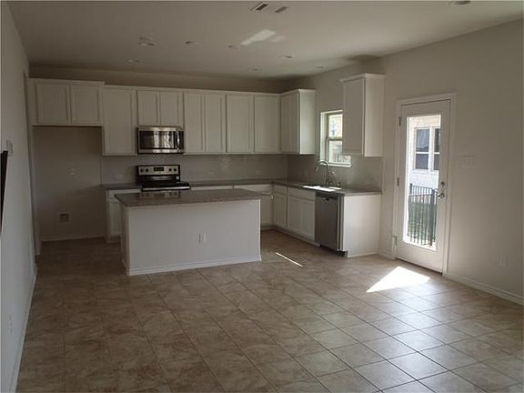 5th image of 2105 Town Centre Dr Unit 62