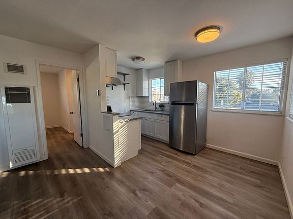 3rd image of 371 7th Ave #3
