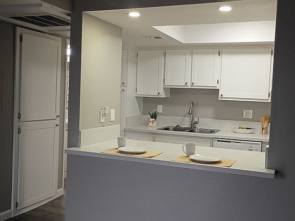 3rd image of 6425 Casada Way APT 57