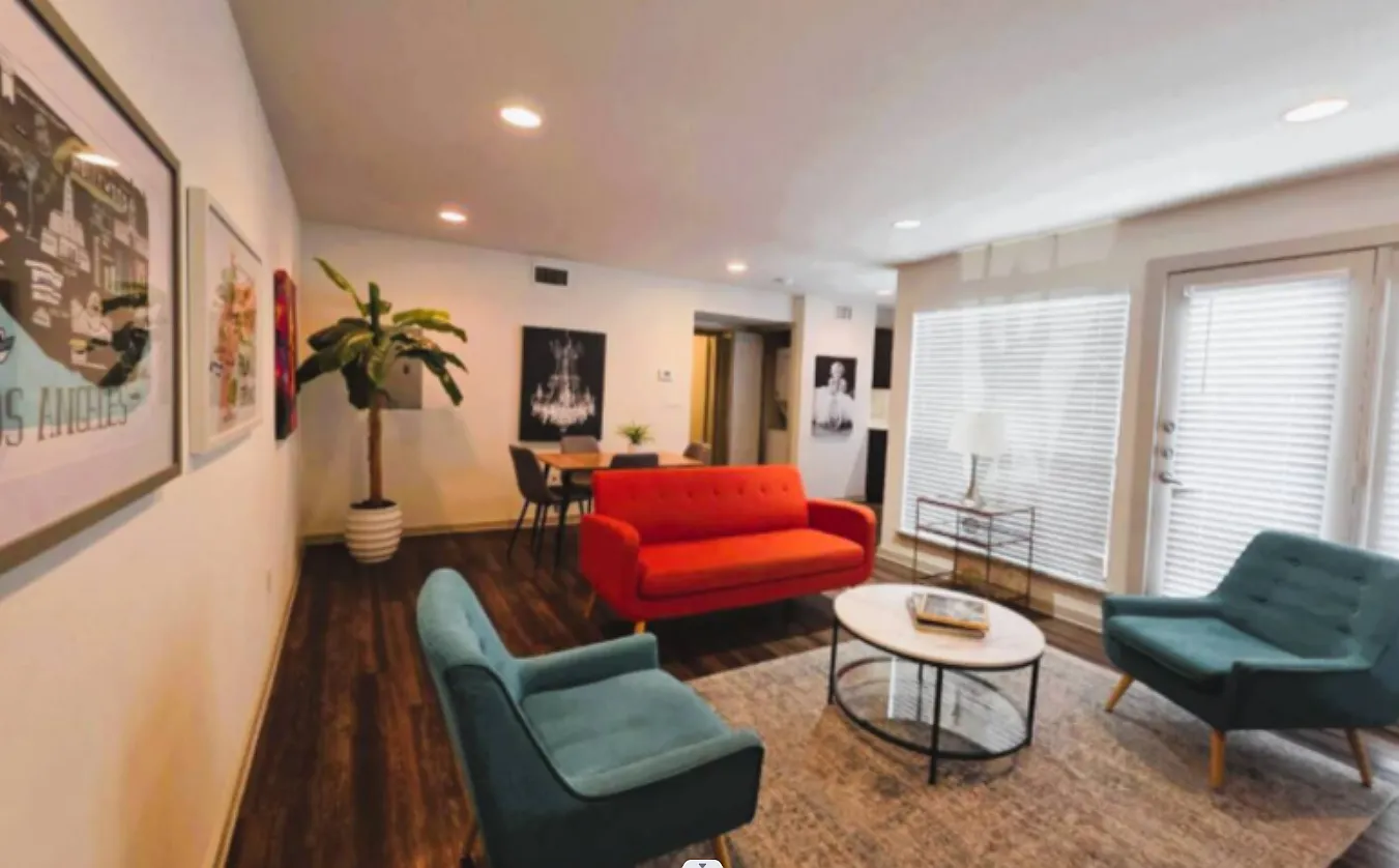 2 bed, 847 sqft, $2,800 — Photo 1