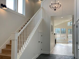 10306 Badger Ln, Truckee, CA 96161