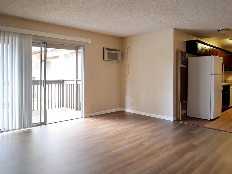 490 Washington Blvd, Fremont (Mission San Jose) — Photo 4