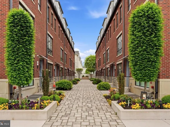 2010 RENAISSANCE LOT 6, PHILADELPHIA, PA 19145