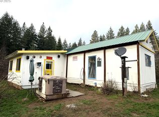 627 Canyon Rd, Lyle, WA 98635