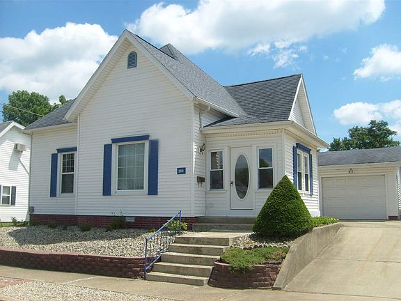 2nd image of 209 E Paris St
