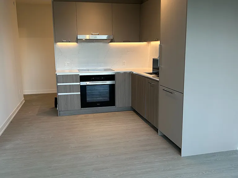 8188 Yonge St #315 — Photo 4