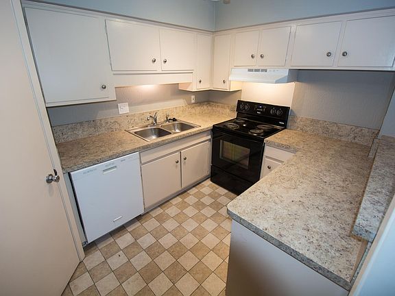 5th image of 5323 Fleetwood Oaks Ave APT 254