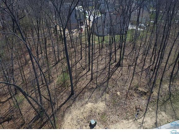 3rd image of 4720 Tow Path Ln