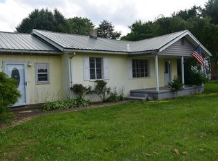 206 W King St, East Flat Rock, NC 28726