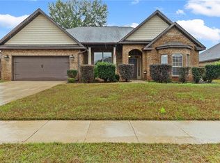 9823 Torrington Dr N, Semmes, AL 36575