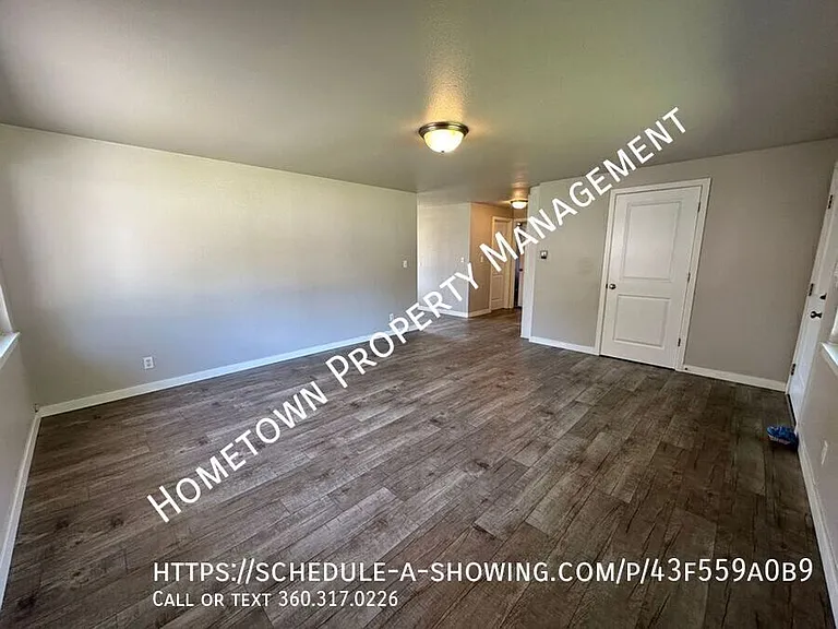 1720 Lake Park Dr SW — Photo 4